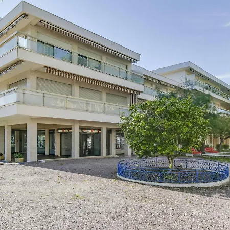 La Houle-2 By Interhome